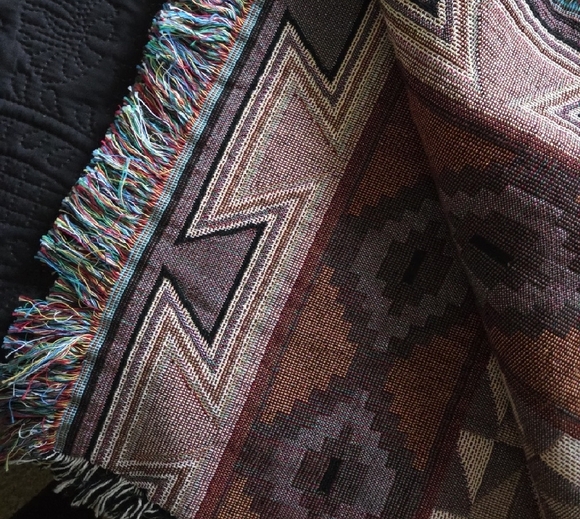 Geometric Patterned Throw Blanket Set - Picture 3 of 7